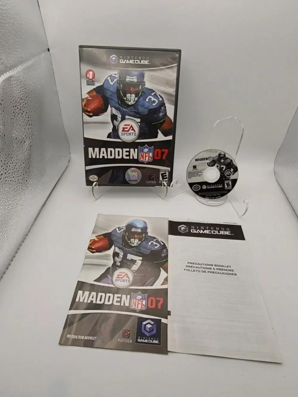 Madden NFL 07 GameCube CIB Tested on Wii Shaun Alexander